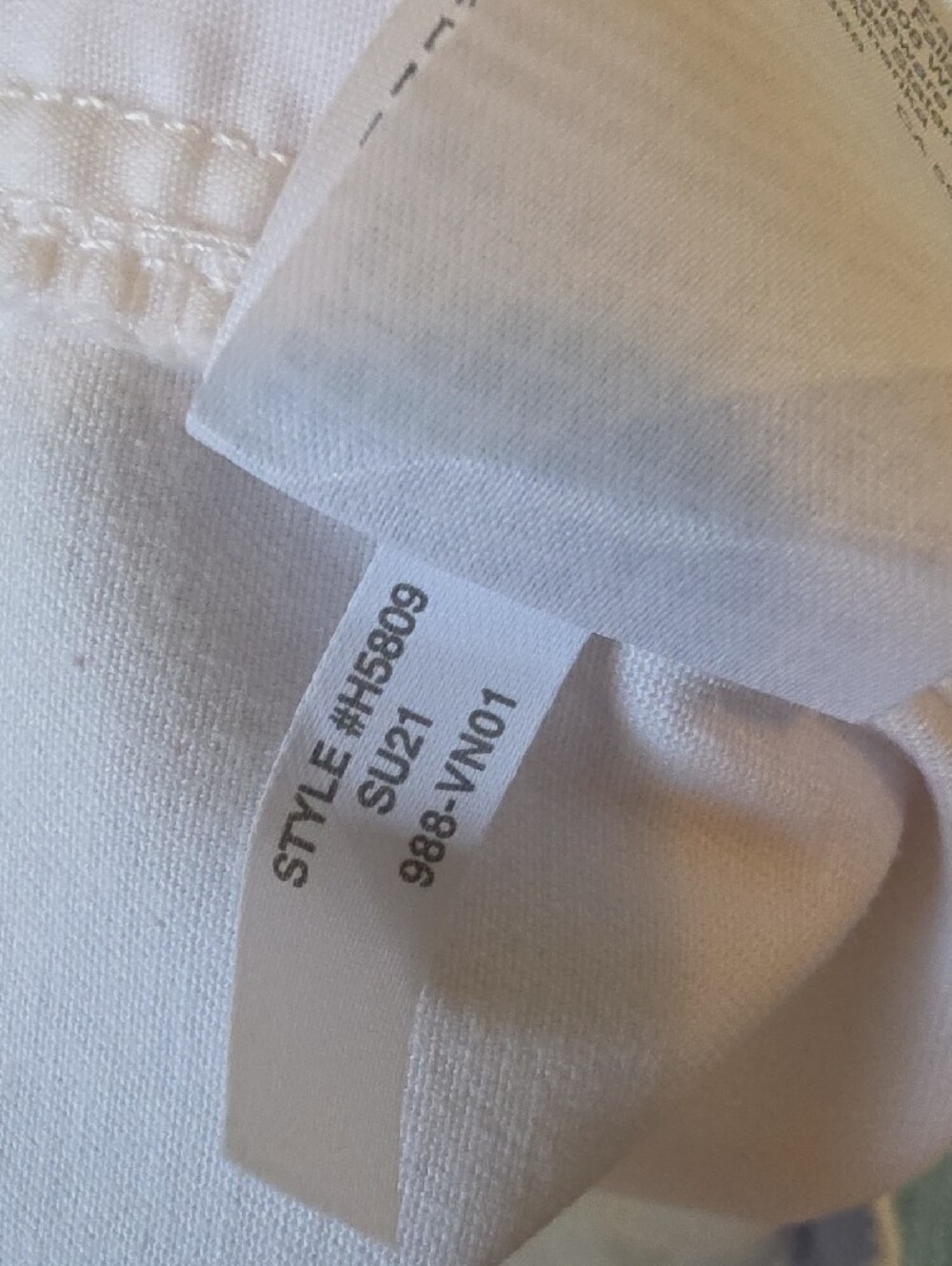 J. Crew White Classic Chino Bermuda Shorts - Size 8 - Picture 5 of 8